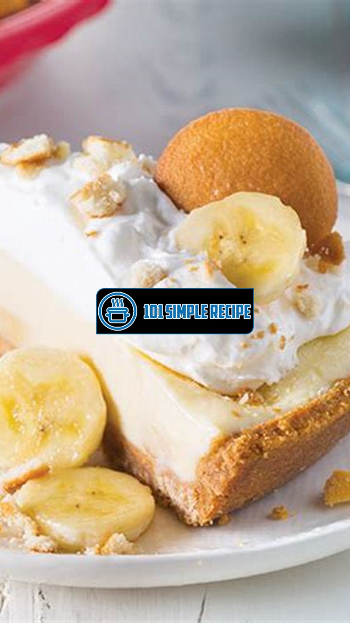 Indulge in Paula Deen's Decadent Banana Cream Pie | 101 Simple Recipe