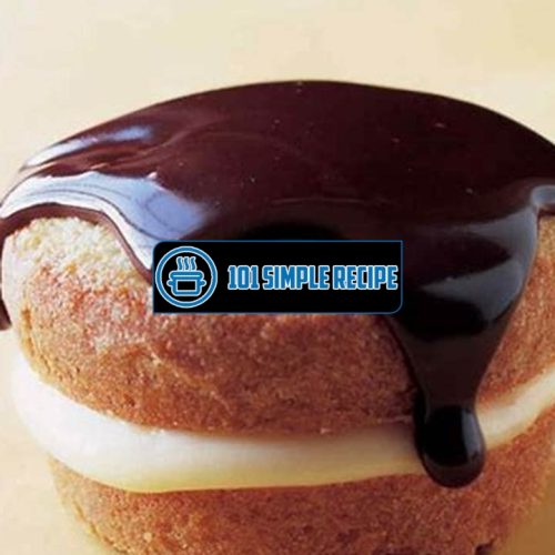 Discover the Irresistible Boston Cream Pie Cupcakes by Martha Stewart | 101 Simple Recipe