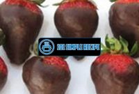 Delicious Chocolate Dipped Strawberries with Coconut Oil | 101 Simple Recipe