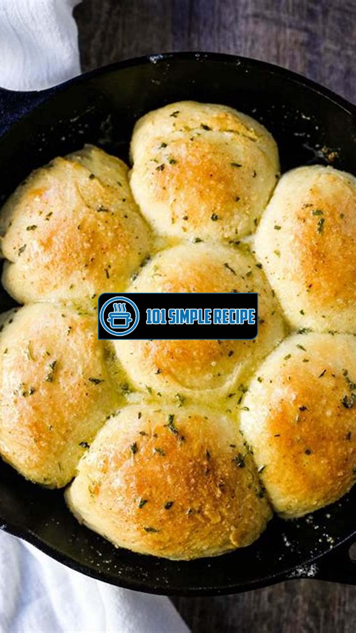 Delicious Homemade Garlic Rolls That Are Easy to Make | 101 Simple Recipe