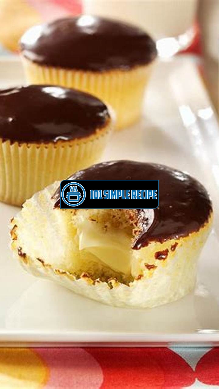 Indulge in Irresistible Homemade Boston Cream Cupcakes | 101 Simple Recipe