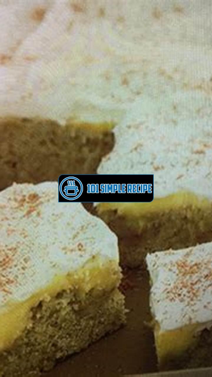 Discover the Irresistible Paula Deen Banana Cake! | 101 Simple Recipe