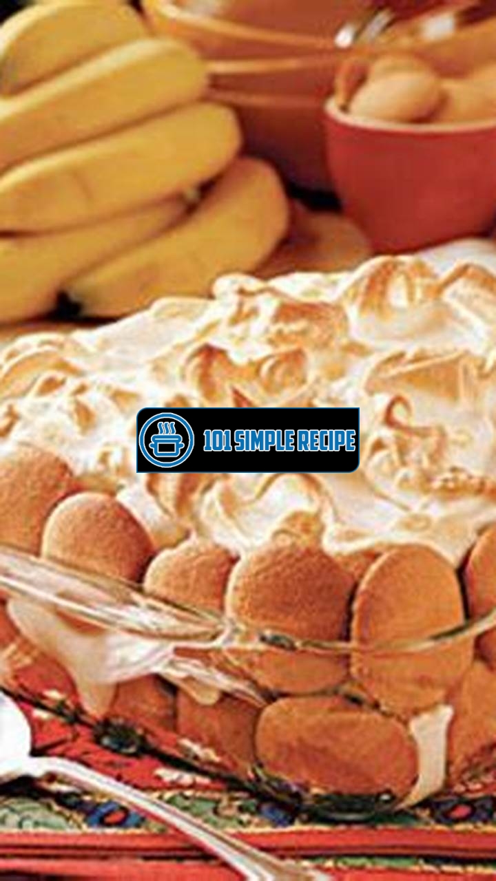 Indulge in Paula Deen's Homemade Banana Pudding Delight | 101 Simple Recipe
